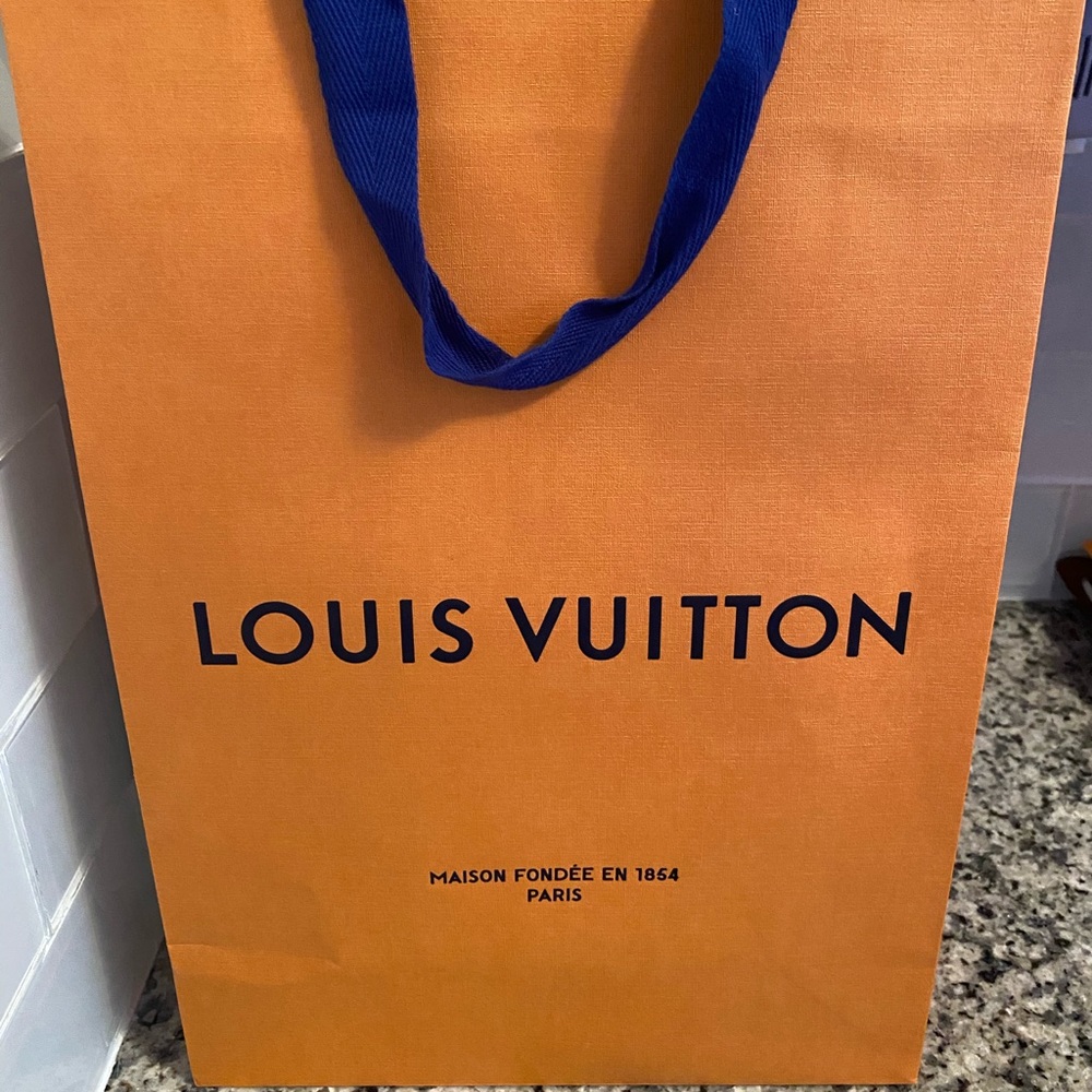 Louis Vuitton Shopping bag